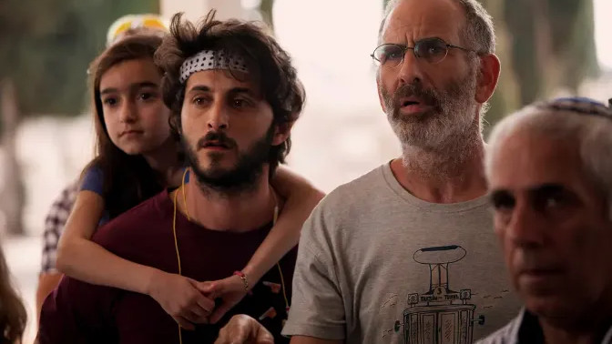 道德绑架，自私的人看不到它