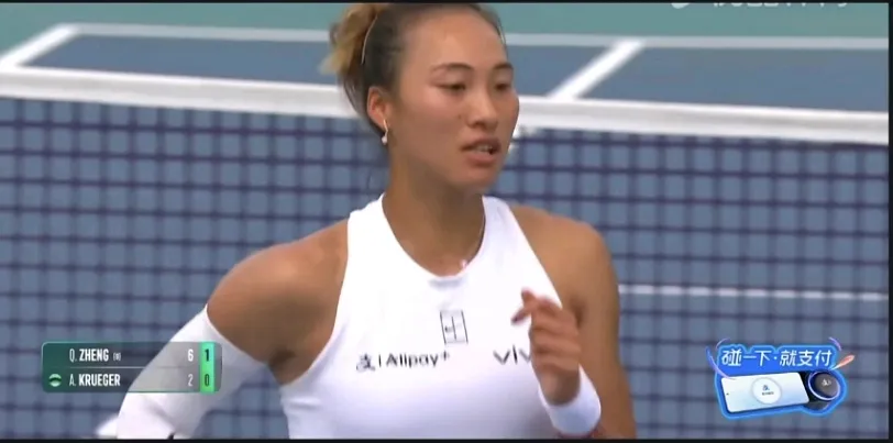 郑钦文以 2:0 的比分再次有力地回应了外界的质疑。就在 WTA 迈阿密 100