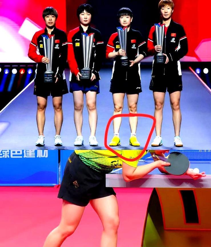 一个世界冠军的鞋带有多讲究？
答案里藏着她成功的全部秘密。
孙颖莎在颁奖台上那双