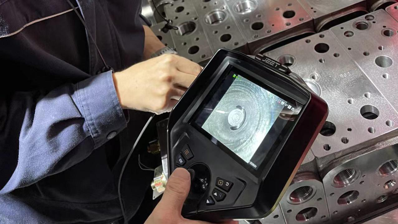 机械铸造的“黑科技”：工业内窥镜如何助力企业提升竞争力？