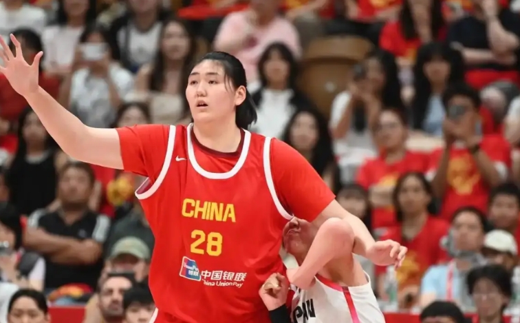 日本女篮是一面镜子！昨晚如无张子宇，中国女篮恐输日本：

1、张子宇在内线的牵制