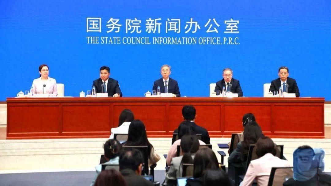 中央定调！2025年楼市利好：房子增值，房贷省钱咋办？