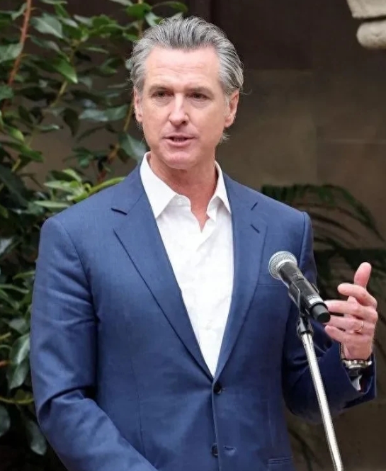 最新快讯！加州州长怒斥特朗普政府，宣布起诉阻止联邦冻结科研经费
当地时间8月9日