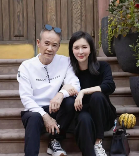 我觉得王石和田朴珺这对夫妻之间的差别真的不小