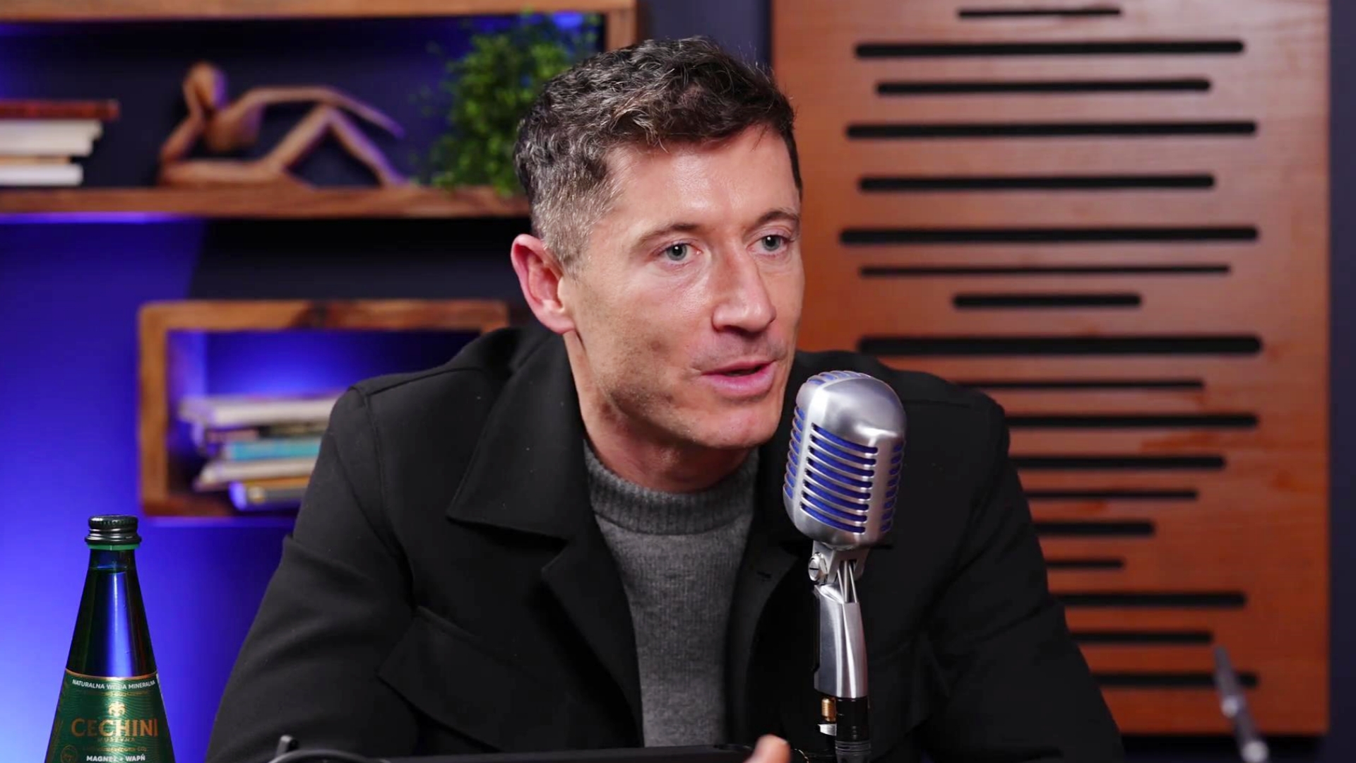 莱万在近日接受媒体采访时，被问及巴萨在2022/23赛季告知他希望停止进球的问题