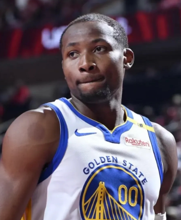 交易不是看勇士能选谁，而是市场上有谁
小波特，声音最大也是最有可能的一笔交易。不