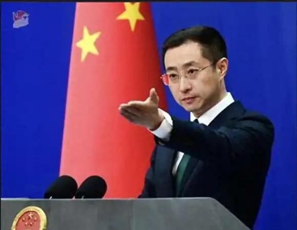 中国限制稀有金属出口反制美国



中美芯片战，战火升级！中国限制稀有金属出口反