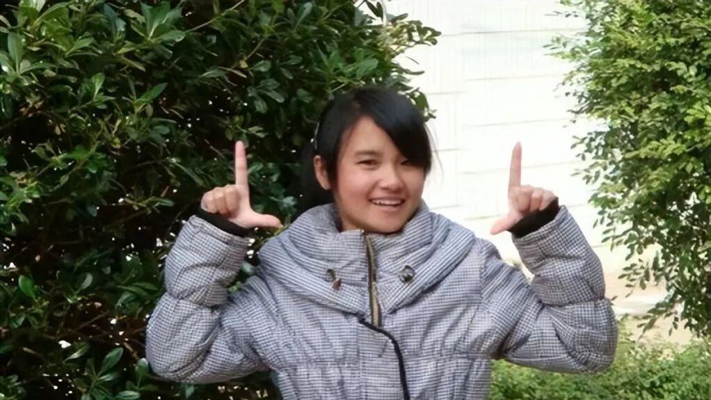 95后毕业2年就成国企办公室主任，她是怎么做到的？