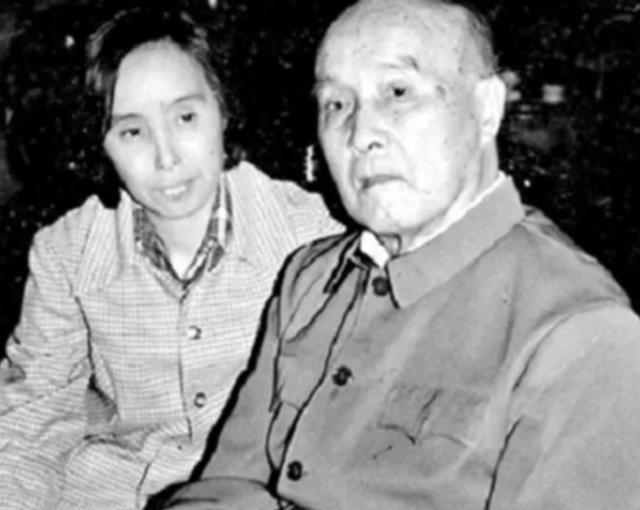 1973年，胡风准备去医院前，由于受凉，还没来得及下床，就说“不好了……”，一阵