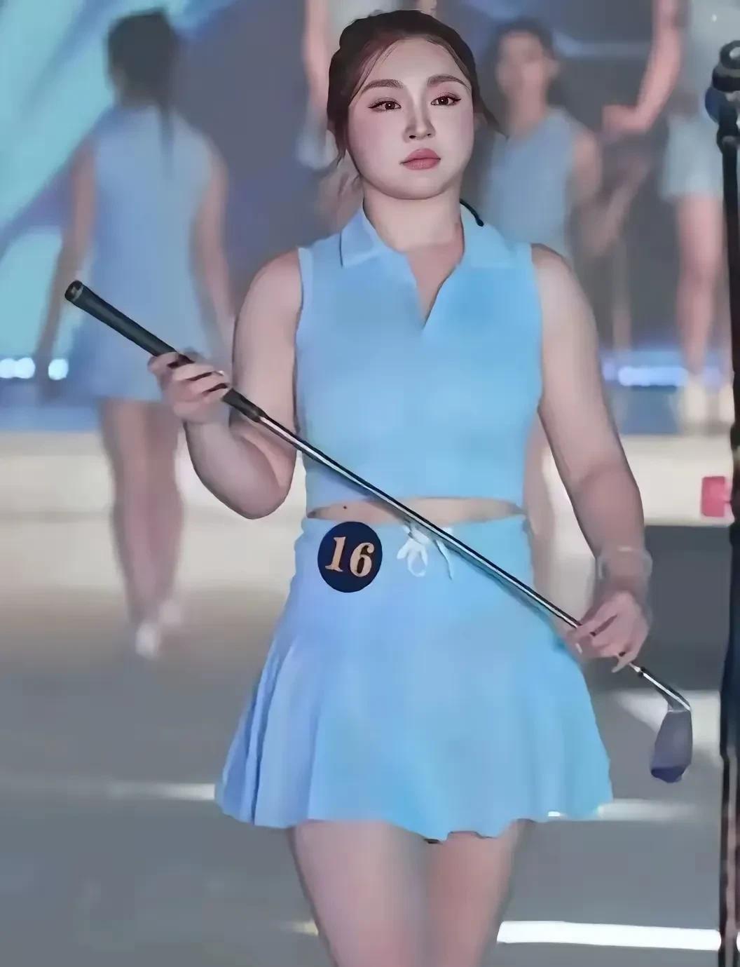 新鲜出炉！震碎三观！
#环球小姐桂冠#据说这就是2025年环球小姐中国赛区最佳身