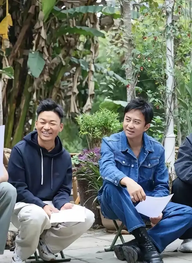 邓超的朋友圈都是憨厚的人