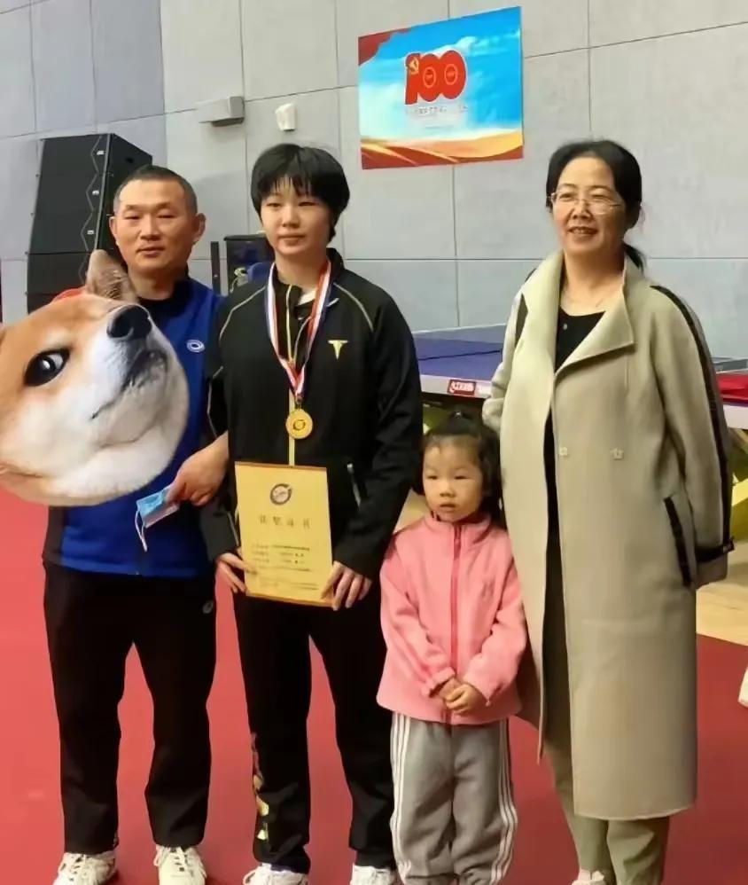 幸福的家庭孩子不会差
当我了解了蒯曼的父母之后
我真的松了一口气，难怪大丫头这么