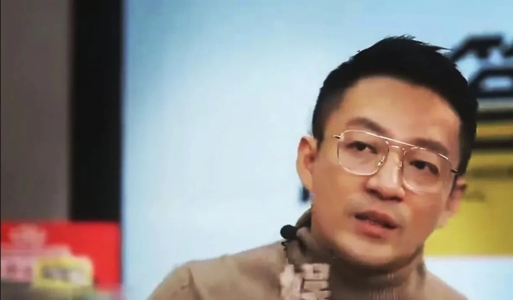 汪小菲酒店清仓甩卖











到底发生了什么？汪小菲的台北酒店竟然搞