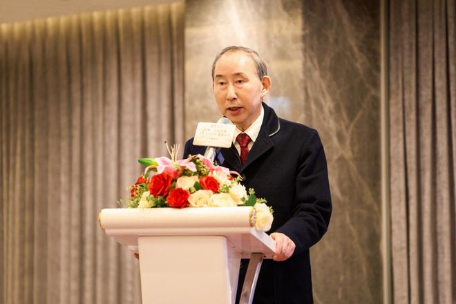 龙宇翔出席《艺术香港》十周年庆典活动