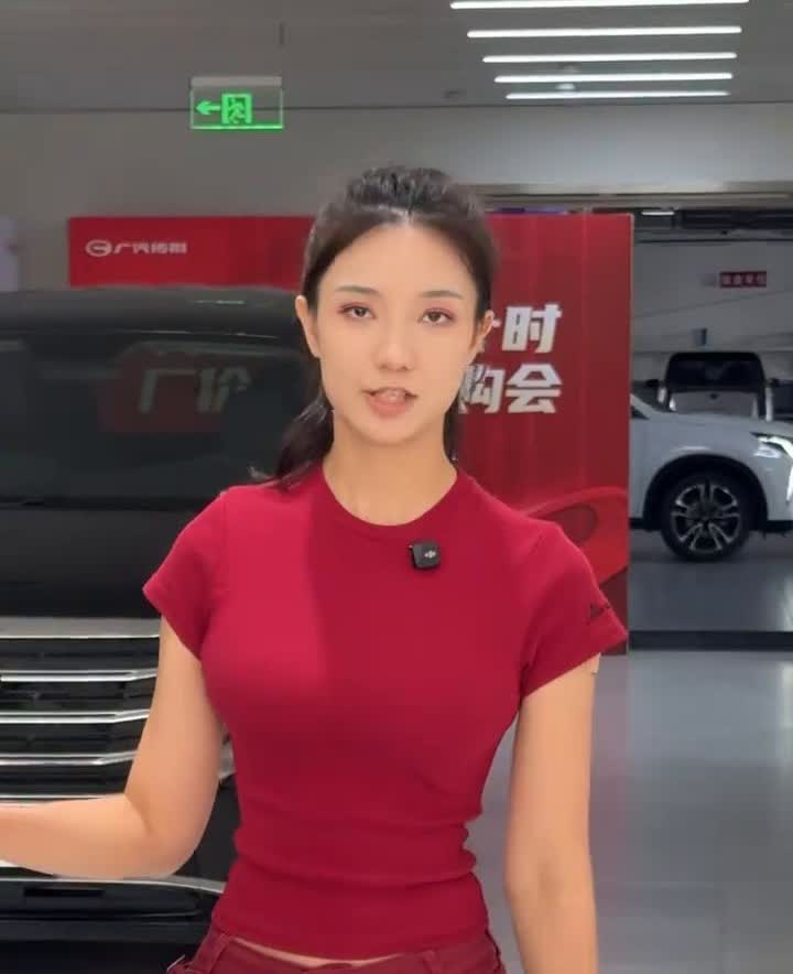 如果你在4S店买辆新车，我建议你不要开回家，直接放店里。因为这里每天都有人给你做