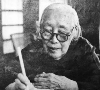 1941年，何香凝在逃离香港途中，被一伙人开枪逼停了船，船长绝望了，何香凝却说：