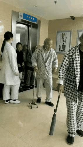 我们老了也是这样吧！