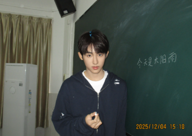 董思成首演青春校园剧真的太让人期待了，《今天是太阳雨》开机之后直接蹲住更新，陈砚