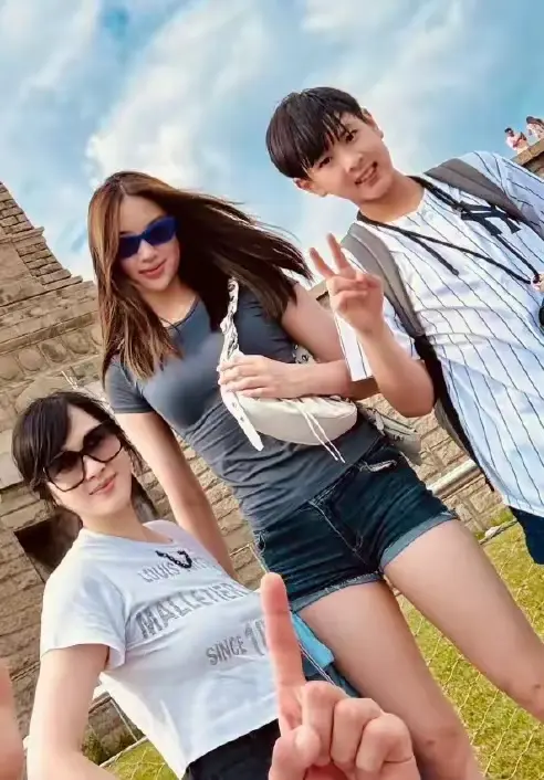 吴尊女儿发育得也太猛了！