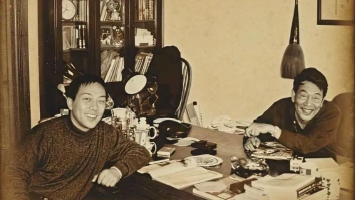 20多年前的杨少华与杨议父子俩的一张留影，一对优秀的笑星父子