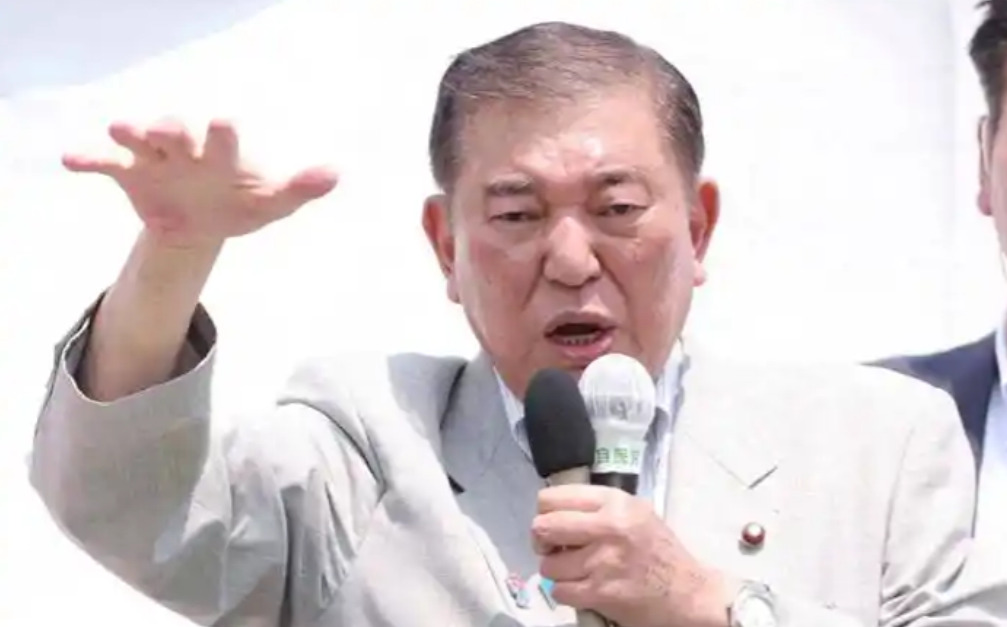 日本怒了：不想再看美国脸色











日本首相石破茂怒吼，这吼声里全