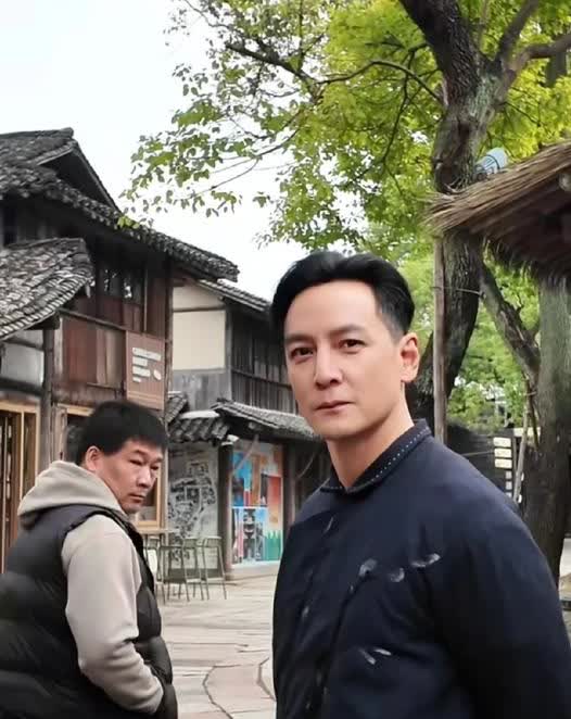 吴彦祖评美国关税，网友赞阿祖三观
4月9日晚，吴彦祖在社交媒体发文，谈到了美国