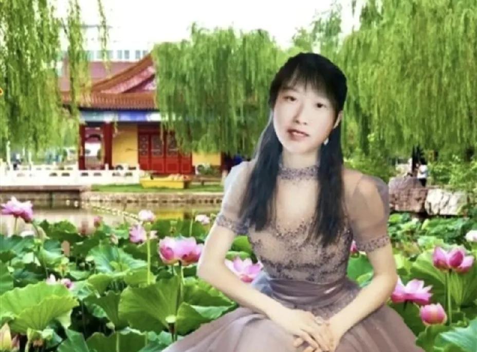上联：涩涩离别泪
下联：？