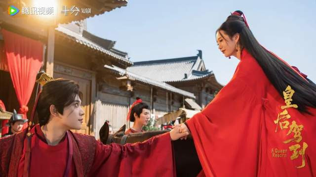 《皇后驾到》：“认知”穿越之后，更能看见这部微短剧的创新之处