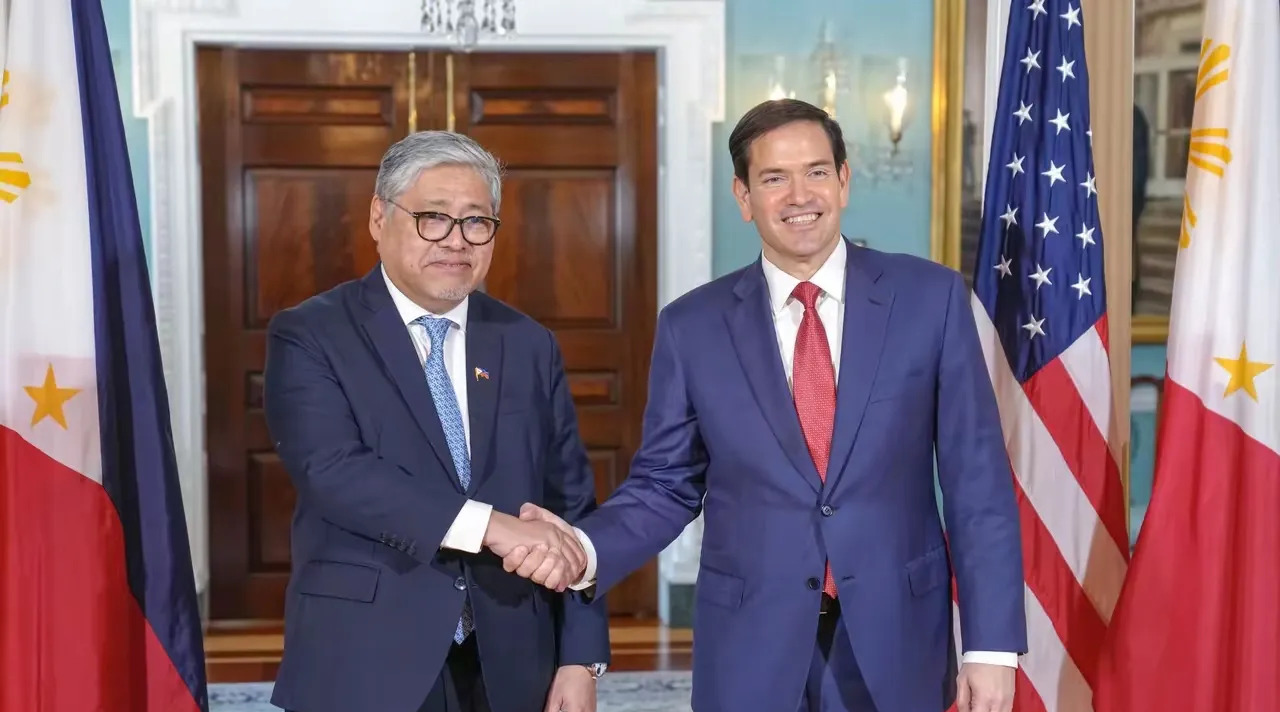 美国稀土谈判，南海又搞事











真是让人气不打一处来！美国一边厚