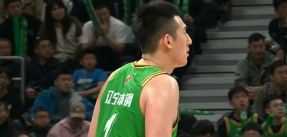 辽宁队0-3广厦队被横扫，4连冠梦碎，半决赛一场未赢，辽宁队咋了！
被新疆队连赢
