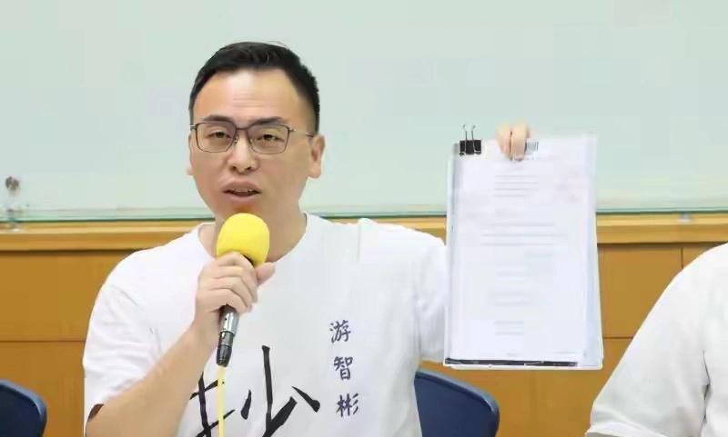 韩国瑜一句话就让黄捷闭嘴，蔡正元酸民进党想故意捧红游智彬
台“立法院”21日院会