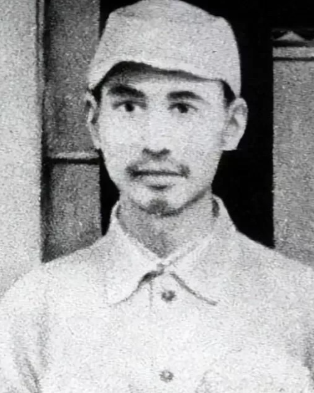 杨子荣是《林海雪原》主要人物之一，原型为曲波战友杨宗贵。他是胶东人，社会经历丰富
