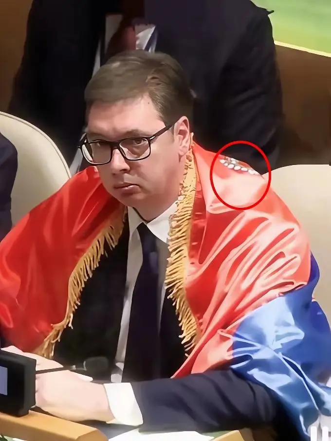 中国宣布参加莫斯科胜利日大阅兵后，
塞尔维亚总统武契奇的病也好了，
现在已经出院