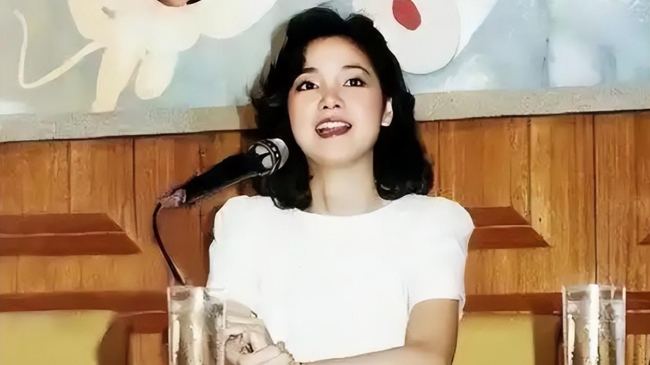 邓丽君的死究竟有多轰动？葬礼规格堪比蒋介石，中央新闻破例报道