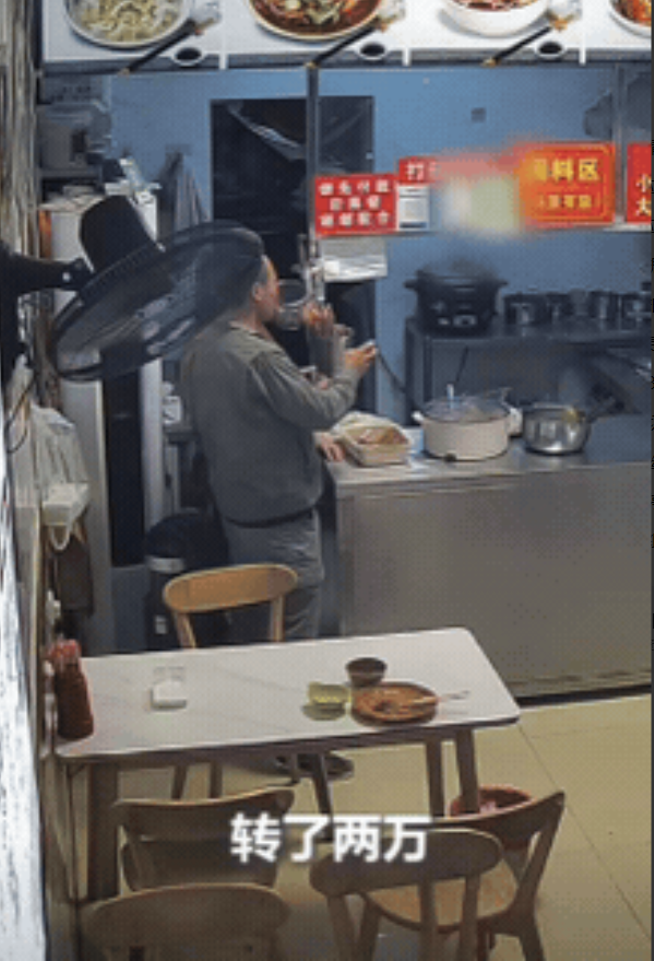 “这一碗馄饨值30万！”云南，民警到饭店吃馄饨，刚进店就发现不对劲，杂乱的餐桌迟