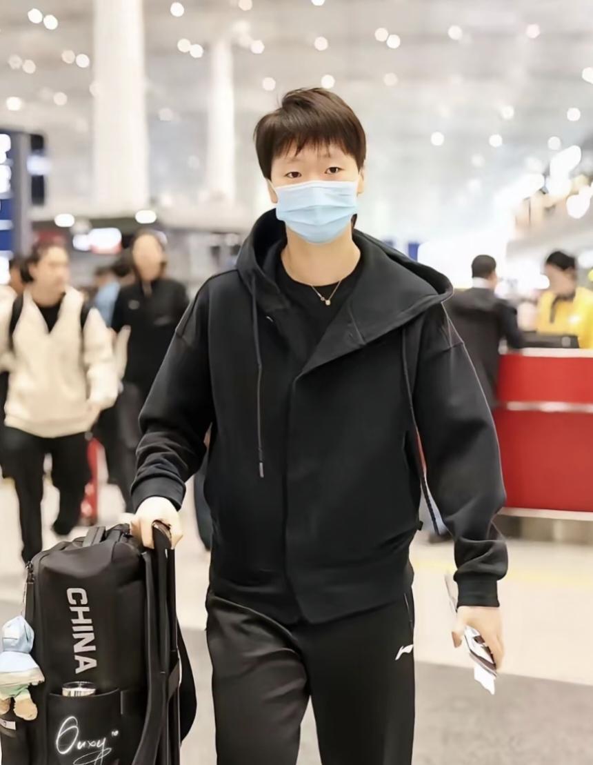 出发，印度，印度与我国相邻，怎么要绕一大圈#上联：清风抚竹海，诚邀您来对下联# 
