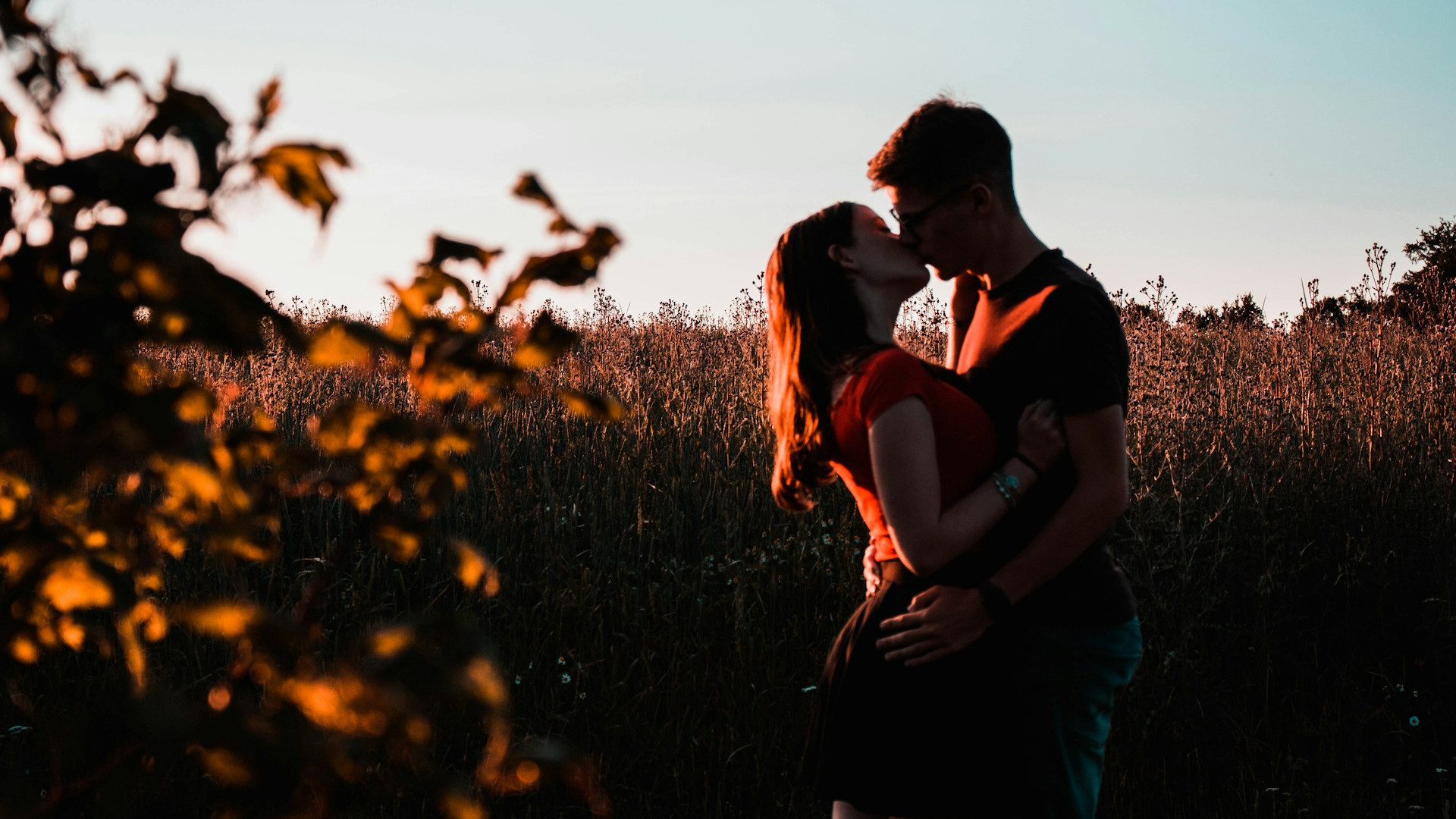 夫妻亲密间的“互相挫折循环”：你的鼓励可能变成他的压力！