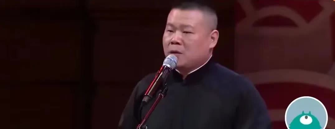 杨议砸钢砸的费劲了，因为人家不搭理他，他又把目标转向了他的徒弟岳云鹏，说他是面馆