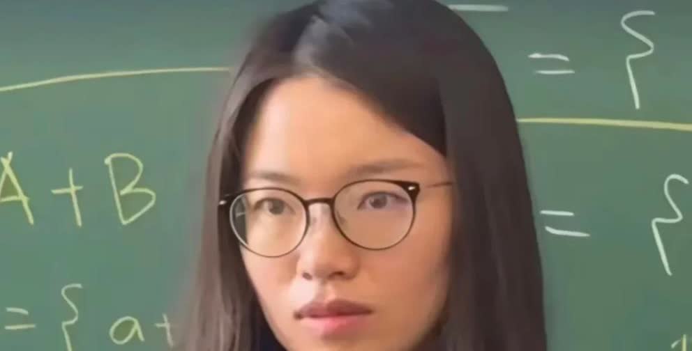 为什么没人提王虹的颜值？
明明能靠脸吃饭，偏要靠才华杀疯了。作为菲尔兹奖大热门