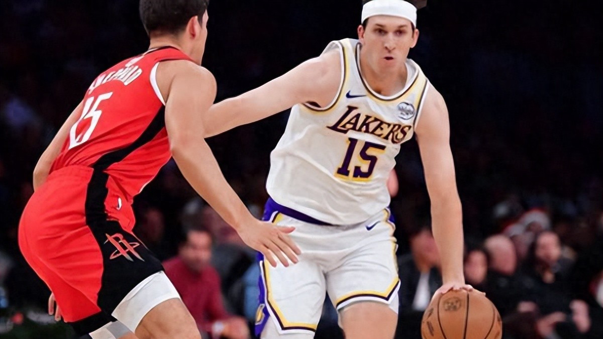 里夫斯伤停一个月，其实对所有人来说都是好事