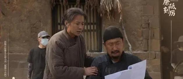 《标题生万物》：剧王之争外，更见年代剧的新探索与意义暑期档的电视剧市场中，年代剧