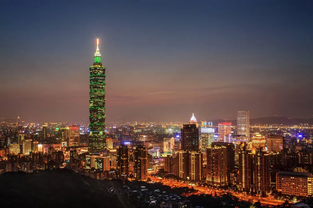 收回台湾不能急，美国就是逼中国动手，再冻结中国海外资产，收台之日就是海外利益受损