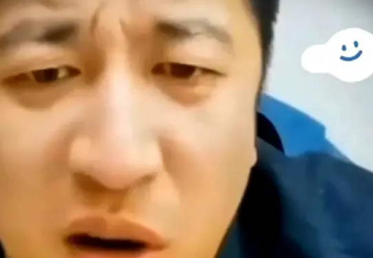终于有人把张雪峰干破防了！

一位黑龙江考生的家长连线张雪峰，想让他帮孩子报考志