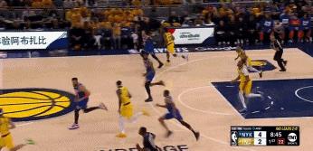 没看错吧？内姆布哈德这球不走步？
在今天NBA东部决赛步行者与尼克斯的首节比赛中
