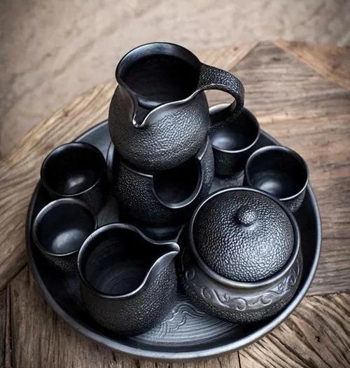 云南省丽江市十大特产
（仅供阅读交流，不作权威排行）
一、宁蒗黑陶
二、石斛
三