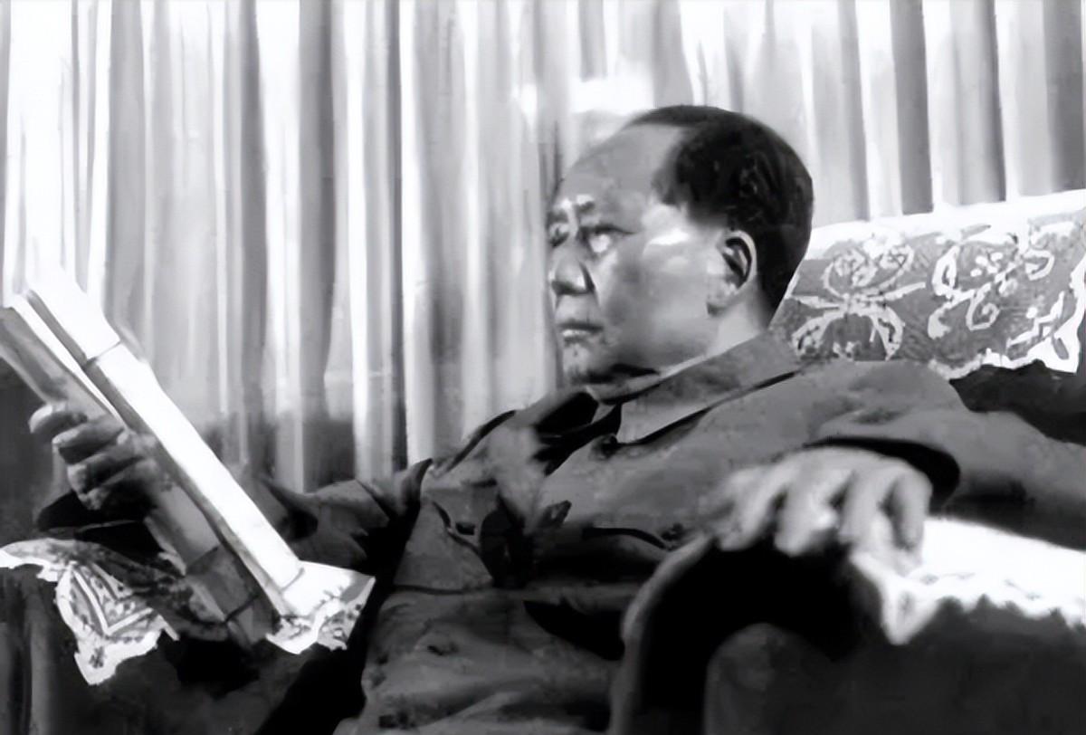 徐海东未当选九大代表，毛主席脸色一沉：一人向隅，举座为之不欢
1969年，毛主席