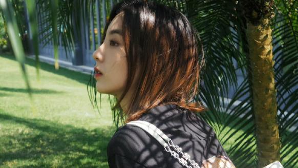 没证据就敢骂 “小三”？万鹏换懒羊羊白眼头像硬刚，“笑脸给多了” 是忍够了？