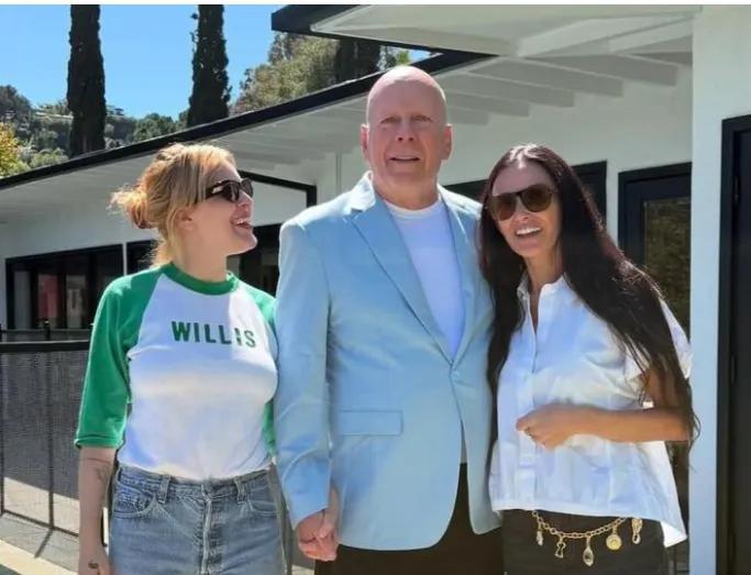 布鲁斯威利失智息影庆70大寿 与大女儿共舞好温馨
Willis和Moore有过一