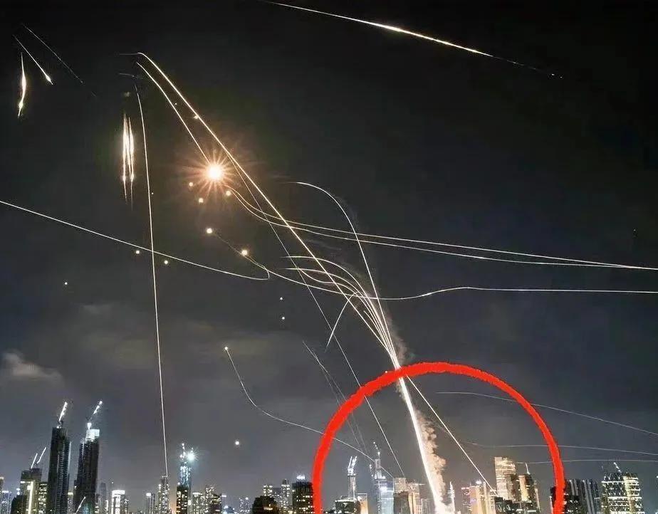 以色列损失一套最先进防空系统。
俄罗斯卫星通讯社6月17日援引法尔斯通讯社的消息