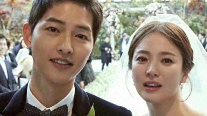 说这12对明星婚礼审美好的，不过是因为俊男美女，其中3对已离婚